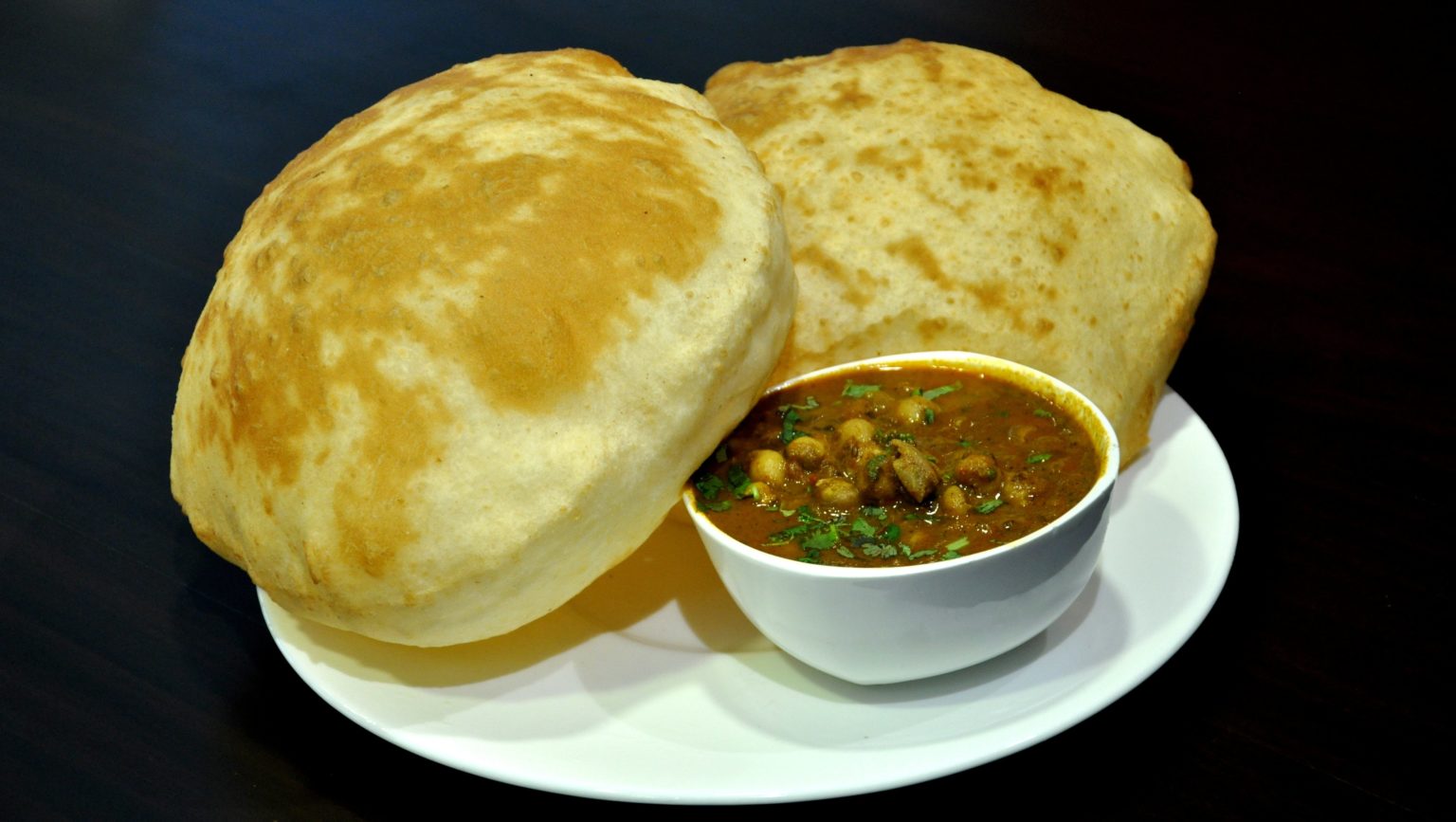 छोले भटूरे रेसिपी इन हिंदी ( chole bhature recipe in hindi ) - KyuKyaKaise